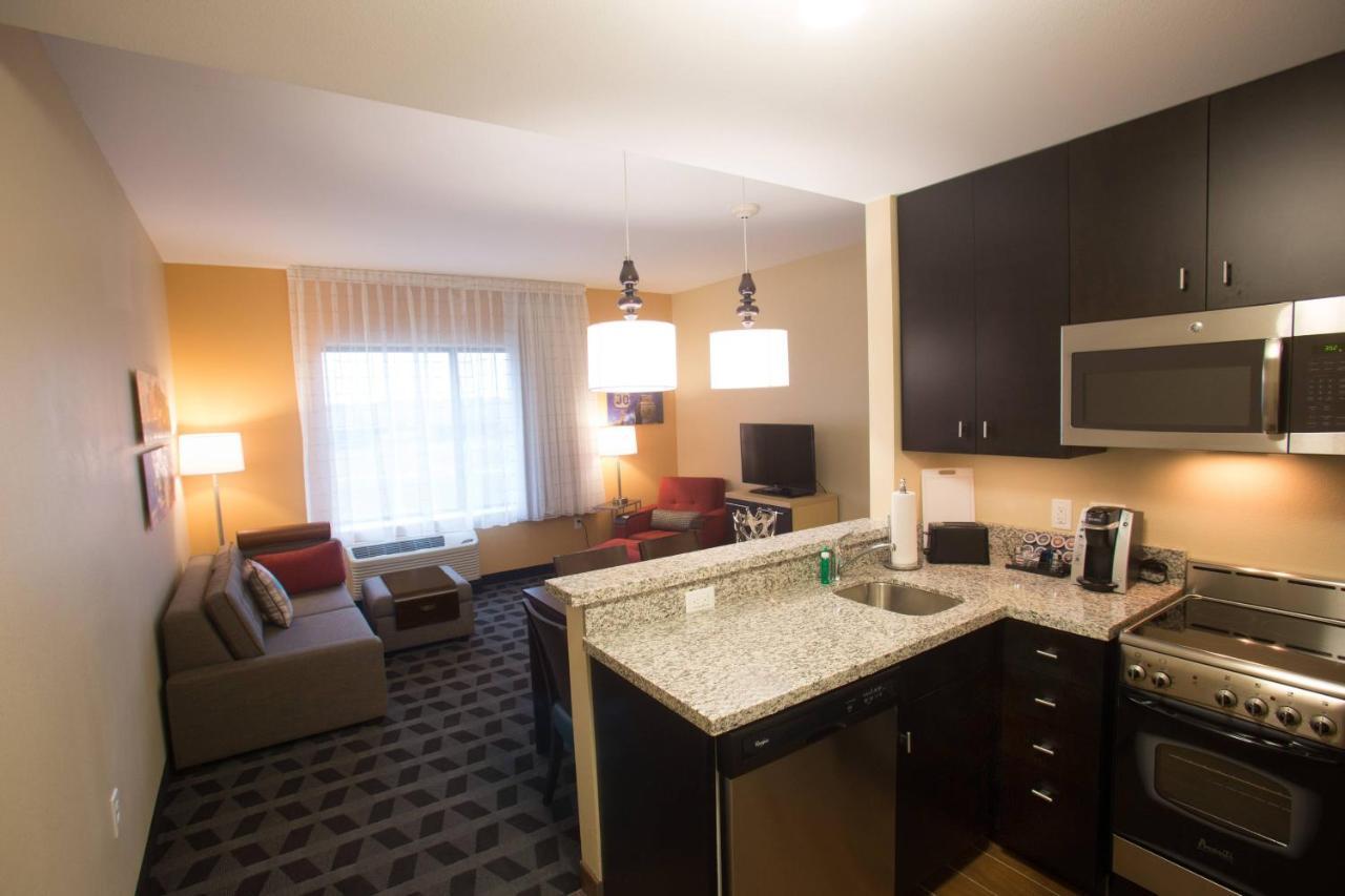 Towneplace Suites By Marriott Lincoln North Exterior foto
