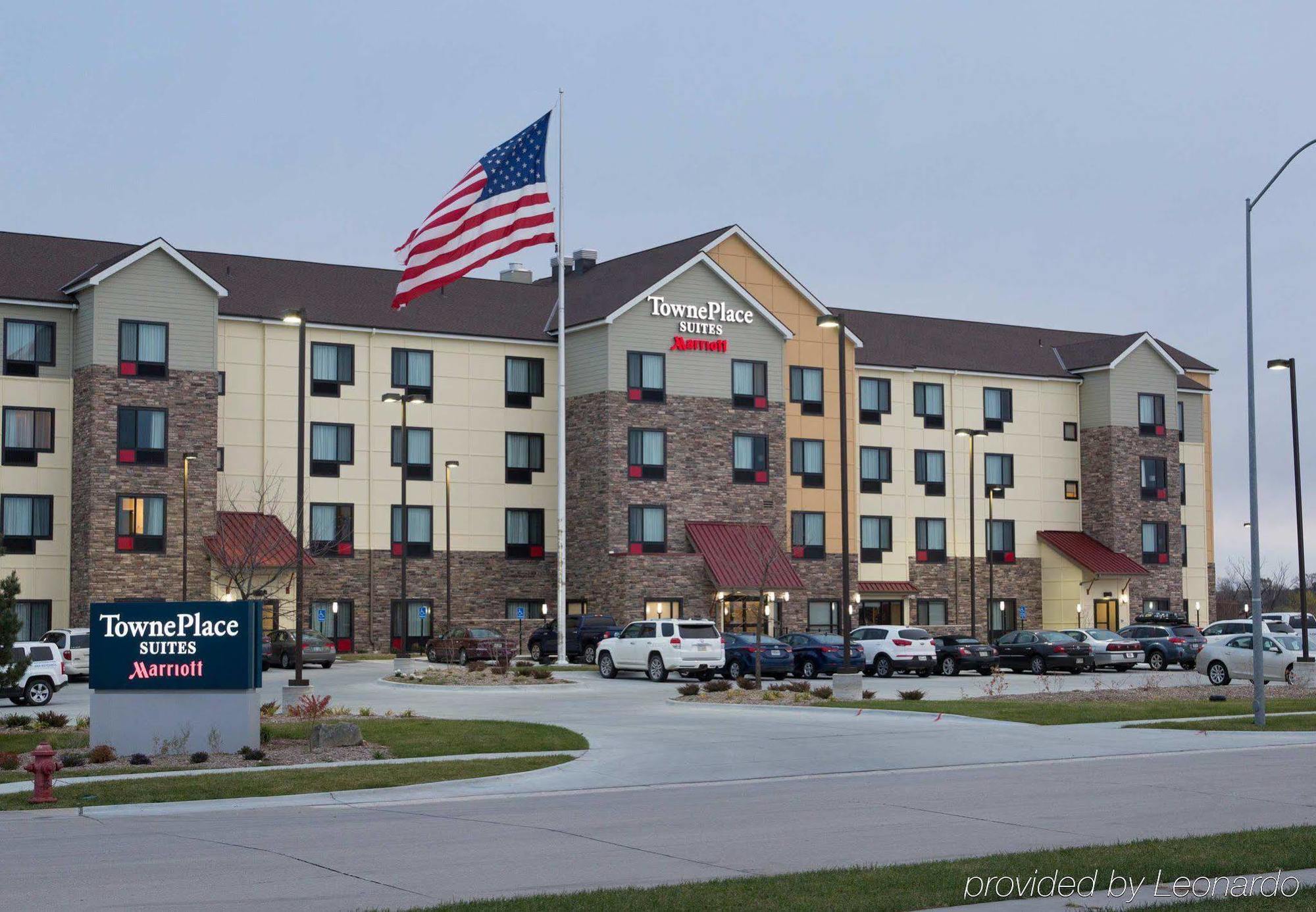 Towneplace Suites By Marriott Lincoln North Exterior foto
